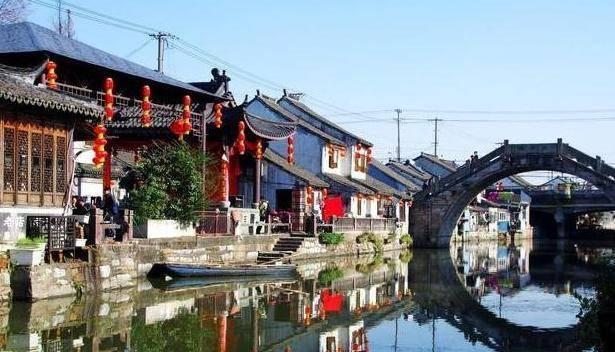94岁金庸离世！好友倪匡：他病了很久，说不了话，也写不了字！